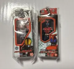 仮面ライダーソフビパッケージチャーム&チョコスナック　カブト　ファイズ