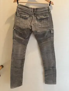 YANUKグレー スキニーパンツ カーゴポケットサイズ28