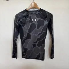美品　アンダーアーマー コンプレッション　Tシャツ SM
