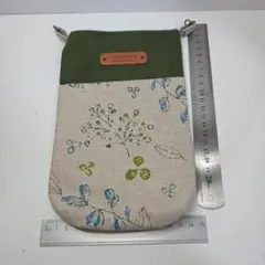 花柄スマホショルダーバッグ　紐なし