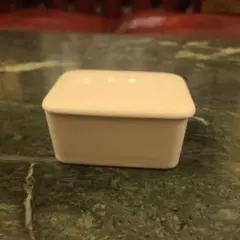 ポーセラーツ 白磁 蓋付き小物入れ