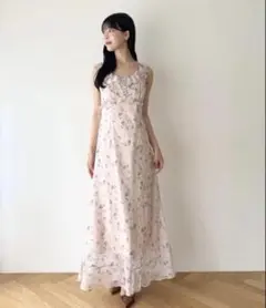 DEICY フラワードットフリルキャミワンピース 完売品 - メルカリ
