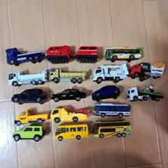 トミカまとめ売り１７台