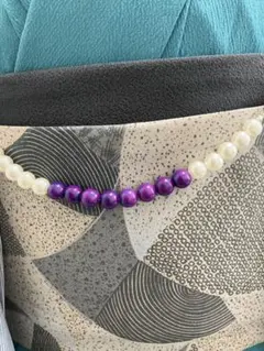 羽織り紐　天然石紫と白のビーズ付き幾何学模様