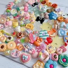 【87】デコパーツ約100個以上まとめ売り