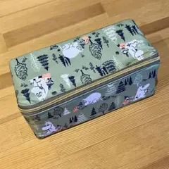 【新品】ムーミン ポーチ グリーン　コスメポーチ ガバッとポーチ 化粧ポーチ