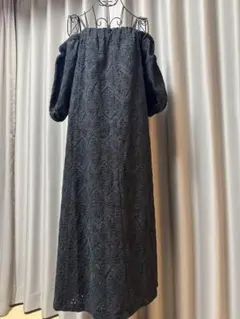 ungrid アングリッド　カットワークレースオフショルワンピース　ブラック