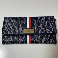 Tommy Hilfiger 幾何学模様 三つ折り財布　☆新品☆