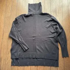 トラッツォドンナ ニット