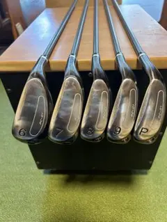 Item thumbnail for item 344f8267-ca51-42e9-b56c-83cb60d093ec