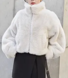 Chico ファースタンドジップブルゾン