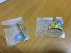 【新品未使用】アナ雪　ガチャ　キーホルダー　ティアラ　王笏　2点セット