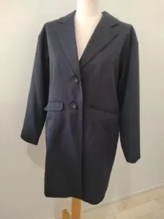 ブラック テーラードジャケット 二つボタン