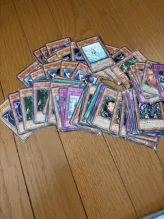 遊戯王カード68枚まとめ売り
