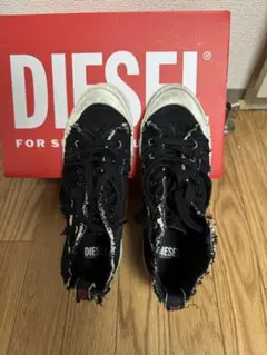 DIESEL ダメージ加工 ハイカットスニーカー 黒