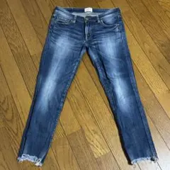 Ungrid アングリッド フレイドヘムストスリ デニム スキニー 25