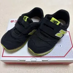 New Balance 373 キッズシューズ ブラック/ライム