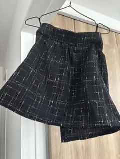 ブラックチェックミニスカート