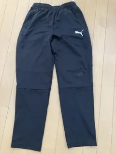 PUMA ブラック ジャージパンツ 160サイズ