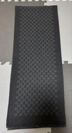 GUCCI マフラー GG柄 グレー（ロゴタグ無）