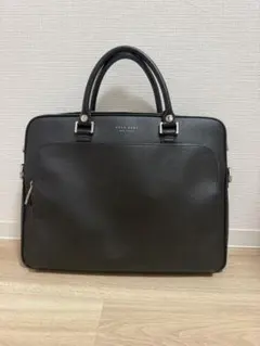 【美品】HUGOBOSS 極上レザー ブリーフケース 2way ビジネス A4可 HUGO BOSS (ヒューゴボス) 2WAY レザー トート ショルダー ビジネス