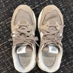 New Balance M5740 モカ スニーカー 24.5cm