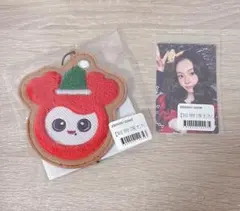 TWICE オンラインくじ オーナメント＆ステッカー チェヨン