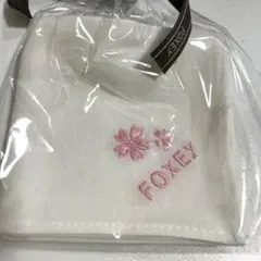 FOXEY フォクシー　ハンカチ 桜刺繍 ホワイト　新品未開封のサムネイル