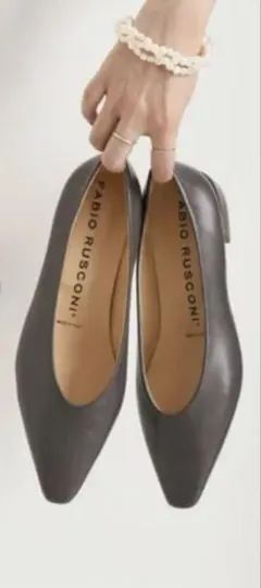 【新品未使用】☆最終お値下げ☆ファビオルスコーニ パンプス フラットシューズ