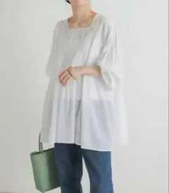 URBAN RESEARCH DOORSピンタックレースギャザーブラウス