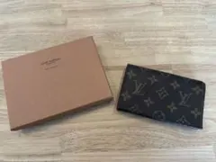 LOUIS VUITTON モノグラム 二つ折り財布のサムネイル