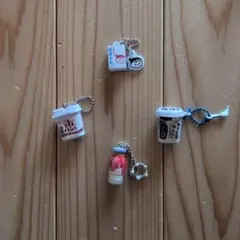 ミニチュア食品 カプセルトイ 4個セット