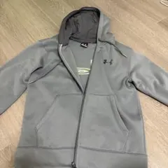 UNDER ARMOUR グレー フルジップパーカー SM