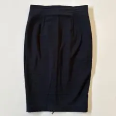 黒のタイトスカート 膝丈のサムネイル