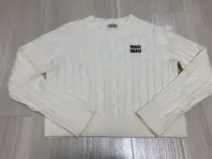 ケーブルニット