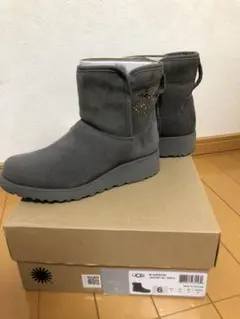 UGG ショートブーツ ハワイ購入 オーダースワロ付き  美品