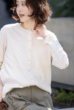 SLOBE IENA 強撚フライスパールボタンカーディガンのサムネイル