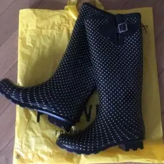 新品未使用タグ付き⭐️ポルカドットレインブーツ　レインシューズ　長靴　水玉雨靴