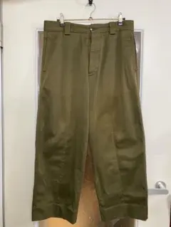 MARNI（マルニ） オリーブ色 チノパン