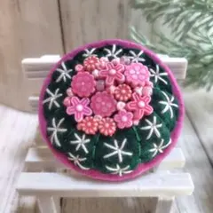 192 花サボテンブローチ192　ハンドメイド　フェルトブローチ