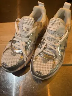 NIKE スニーカー ホワイト シルバー 28.5
