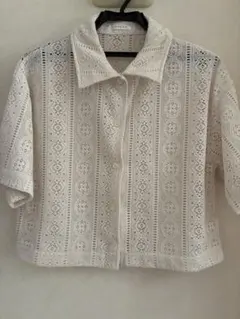 新品未使用　ハニーズ　レースシャツ　ブラウス　アイボリー　S 半袖