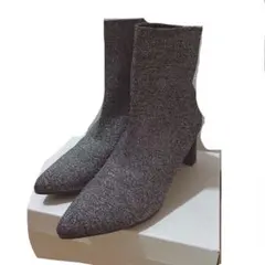 GU ポインテッドニットブーツ