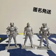 仮面ライダー　フィギュア付きチョコスナック　 3体セット