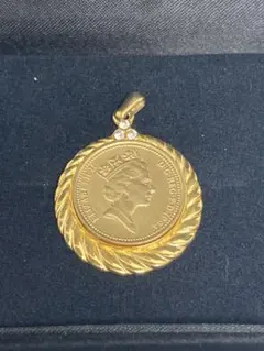 エリザベス女王 コイン風ペンダントトップ