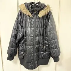 ファー付きフード　黒ダウンジャケット