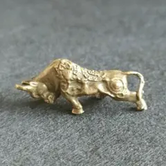 合金 牛 置物 闘牛 ミニチュア 風水 開運 金運 アンティーク レトロ
