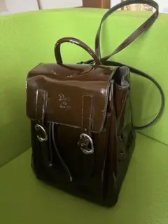 希少⭐︎France製 牛革エナメル リュック ブラウン - メルカリ