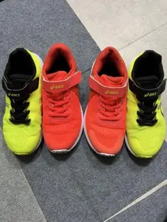 asics キッズスニーカー レッド イエロー