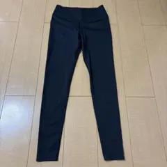 ニール❤︎ 様　専用　ユニクロ エアリズム UVカット レギンス 黒 S